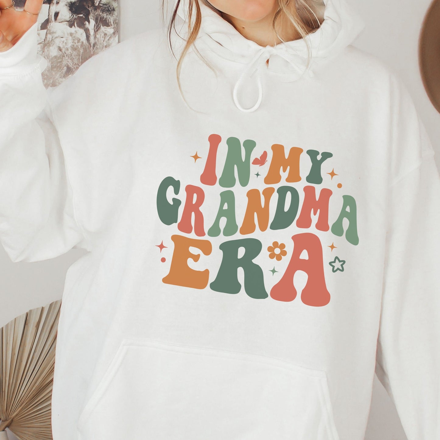 Grandma Sweatshirt - Funny Shirt for New  Proud Grandmas Crewneck Gift for Cool Grandmothers