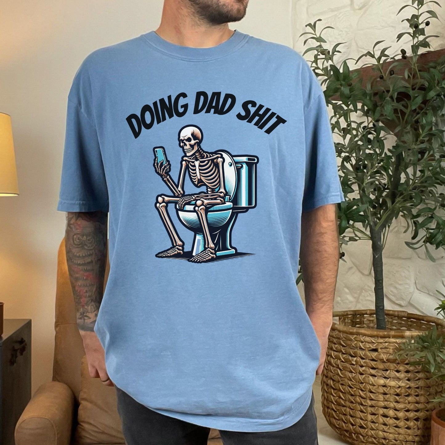 Doing Dad Shit on Toilet Funny Father's Day Comfort Colors Shirt