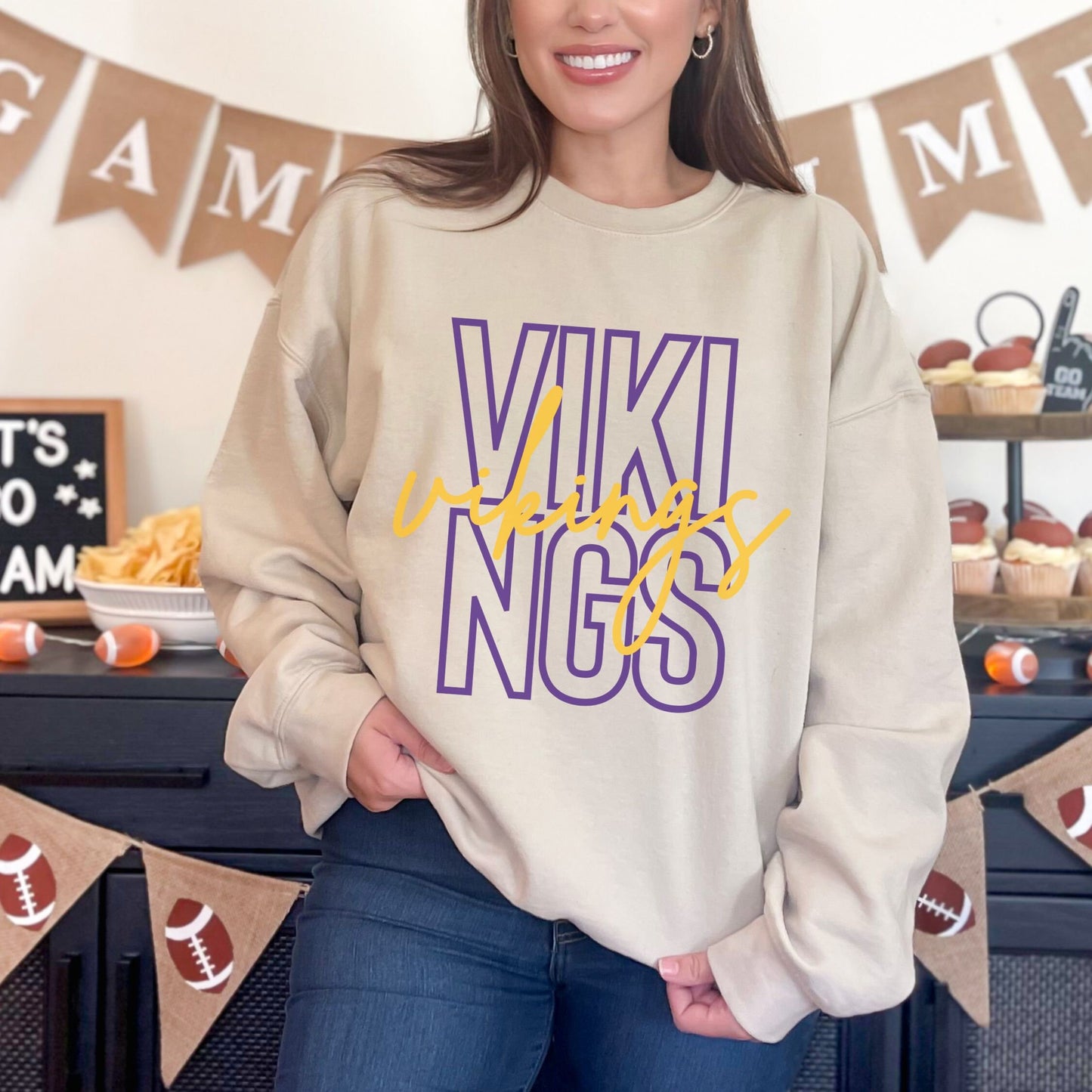 Vikings Sweatshirt, Shirt For Men And Women, Football T-Shirt, Vikings Shirt, Trendy Vintage Style Football Crewneck, Minnesota Sweatshirt